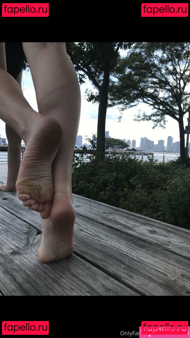 missjackieee / missjackies_feet Onlyfans Photo Gallery 