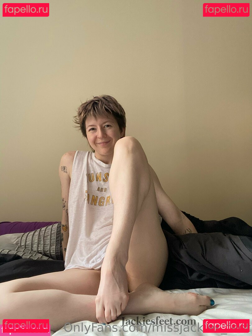 missjackieee / missjackies_feet Onlyfans Photo Gallery 