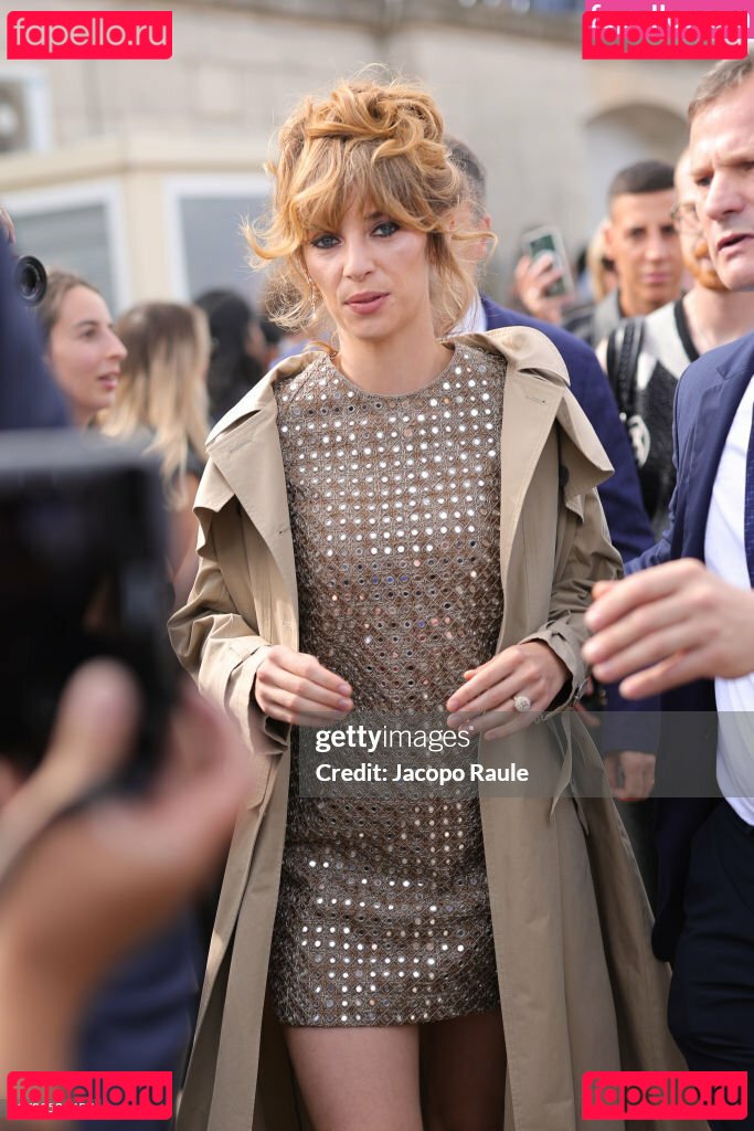 Maya Hawke / maya_hawke Onlyfans Photo Gallery 