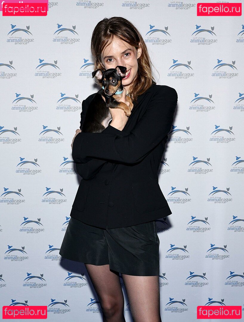 Maya Hawke / maya_hawke Onlyfans Photo Gallery 