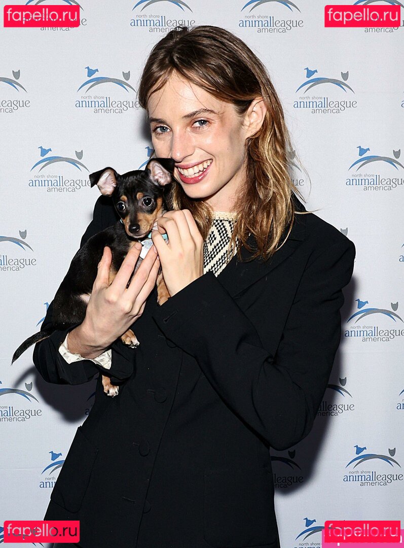 Maya Hawke / maya_hawke Onlyfans Photo Gallery 