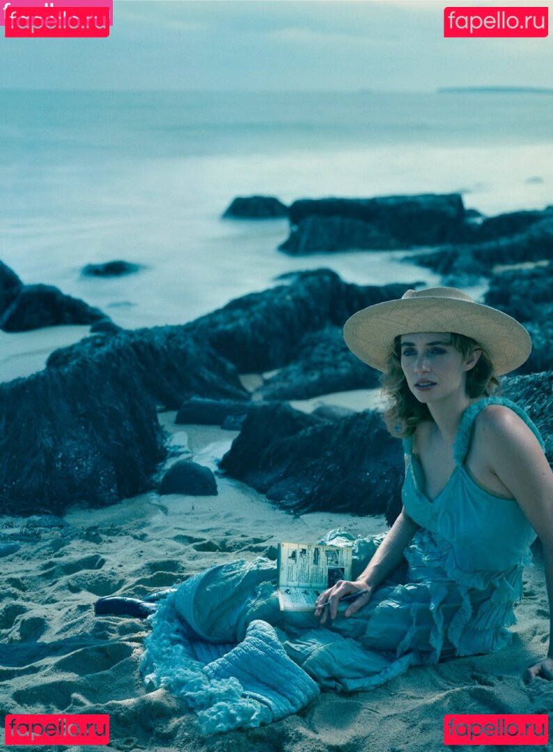 Maya Hawke / maya_hawke Onlyfans Photo Gallery 