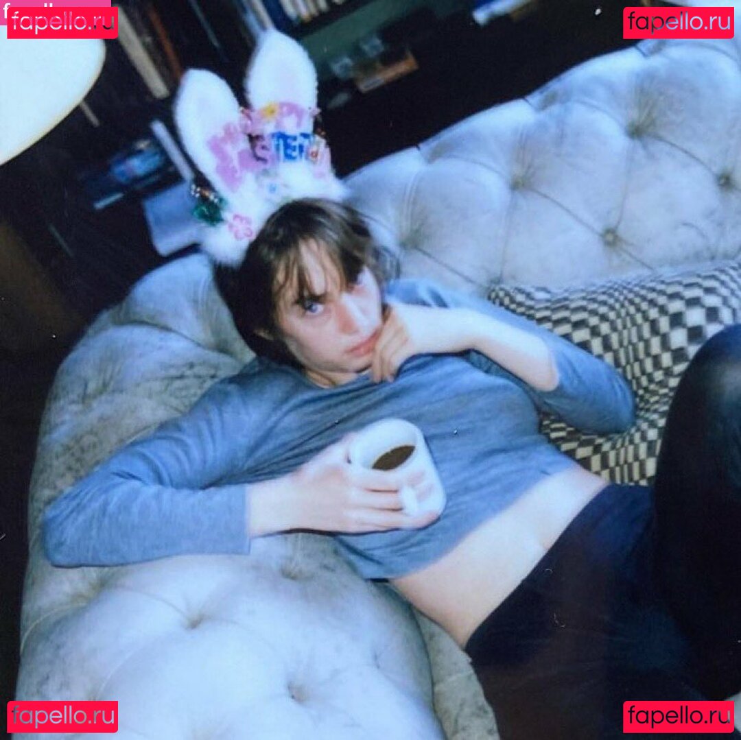 Maya Hawke / maya_hawke Onlyfans Photo Gallery 