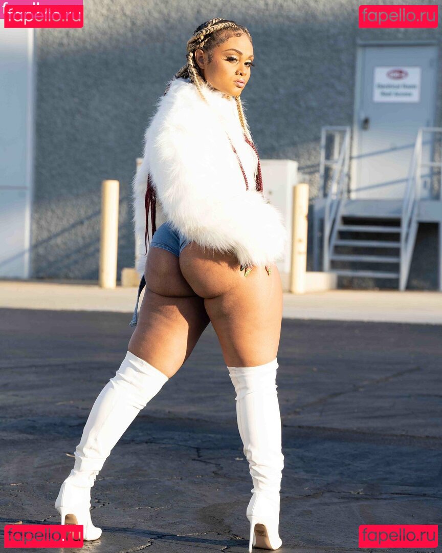 Kunoichimulan / bigkunoichi / ninjakunoichimulan888 Onlyfans Photo Gallery 