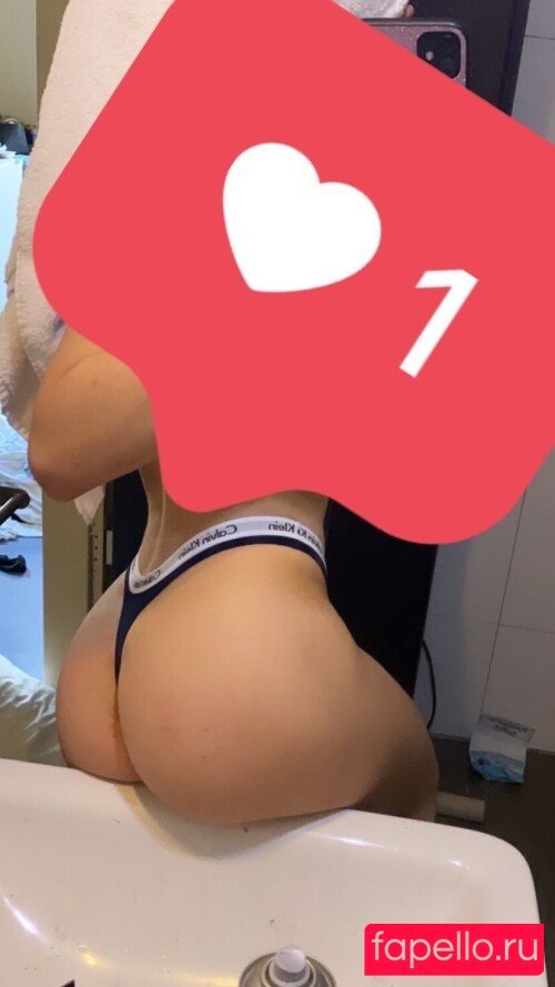 Lara Büttner / larabttnlara / larabttnn Nude Onlyfans Photo 12