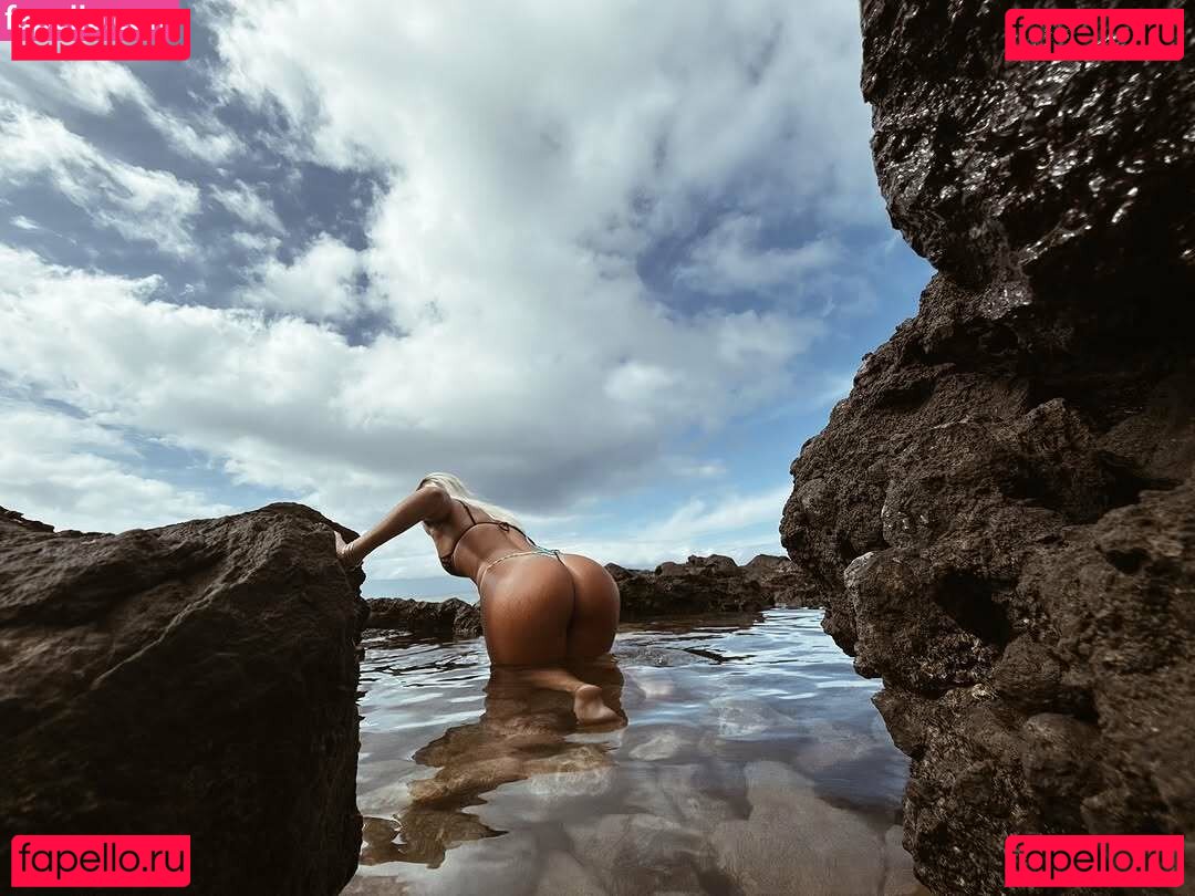 Anelaraiin Onlyfans Photo Gallery 