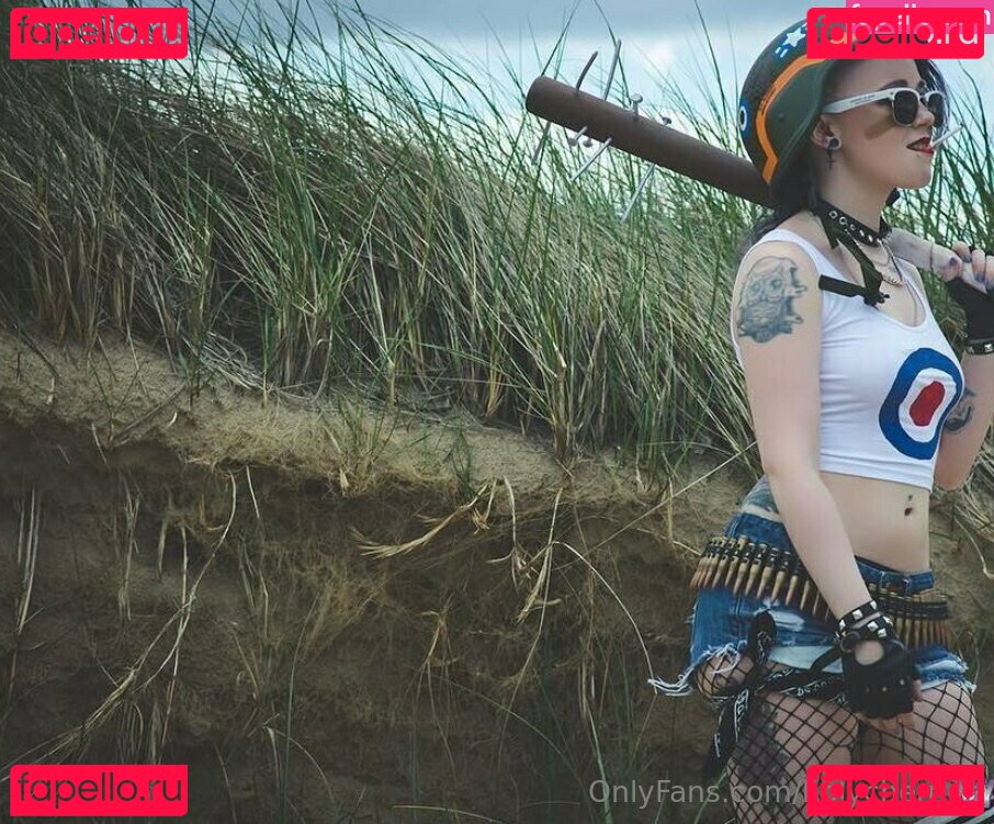 holycherries Onlyfans Photo Gallery 