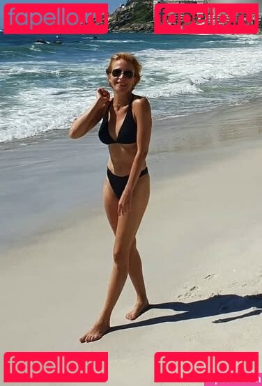 Annika Ernst / annikaaaaaaaaaa Onlyfans Photo Gallery 