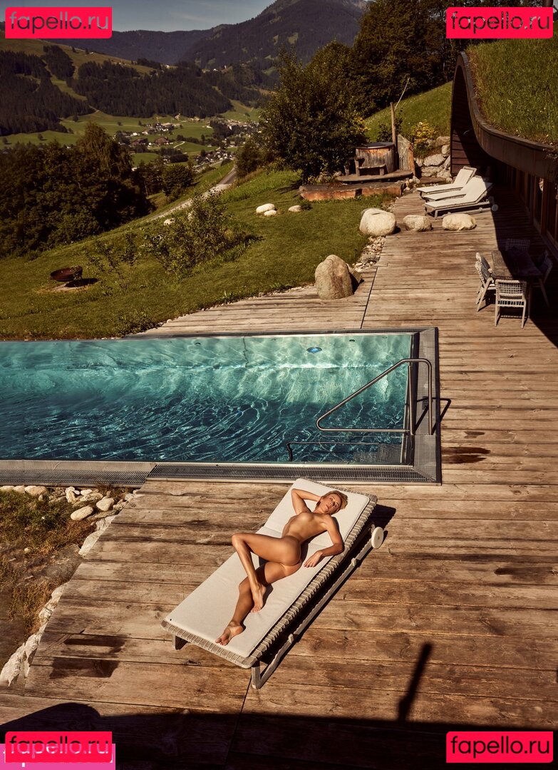 Annika Ernst / annikaaaaaaaaaa Onlyfans Photo Gallery 