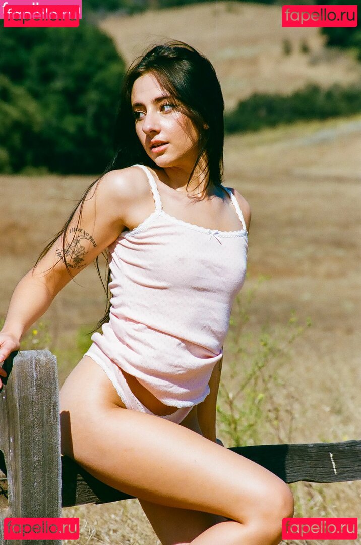 Devinevola / avadevine Onlyfans Photo Gallery 