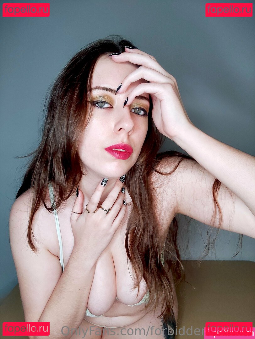 ForbiddenAmara / forbidden_amara Onlyfans Photo Gallery 