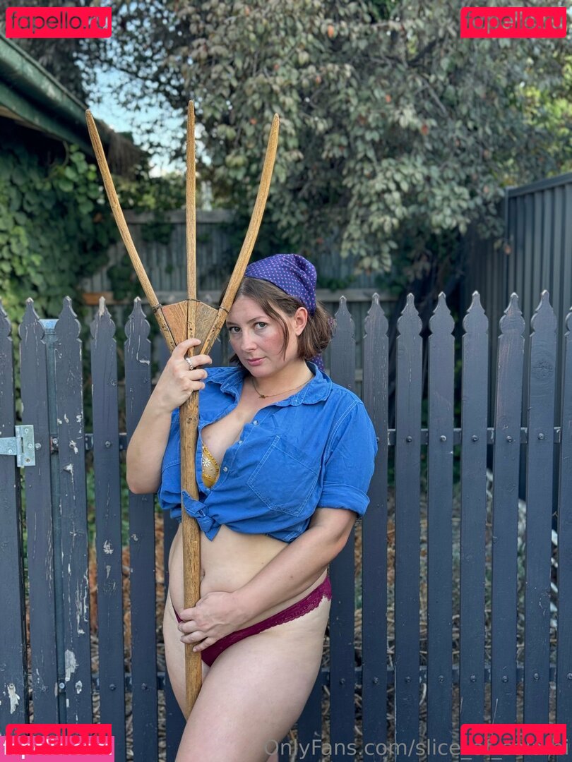 SliceOfSalami / Slice_of_Salami / bel_larcombe_ Onlyfans Photo Gallery 