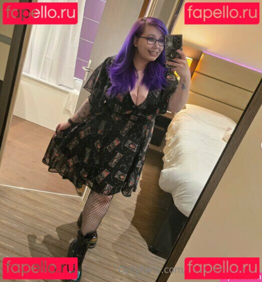 Chelsea Bennett / Cosmicbunnixo / chelsbennett Onlyfans Photo Gallery 