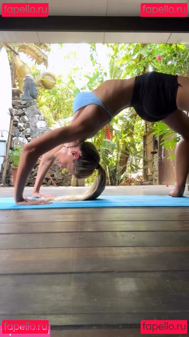 Yasmin Brunet / yasminbrunet Onlyfans Photo Gallery 