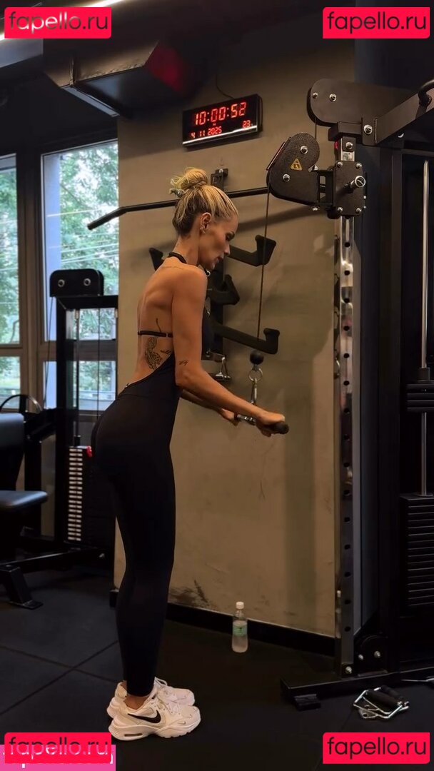 Yasmin Brunet / yasminbrunet Onlyfans Photo Gallery 