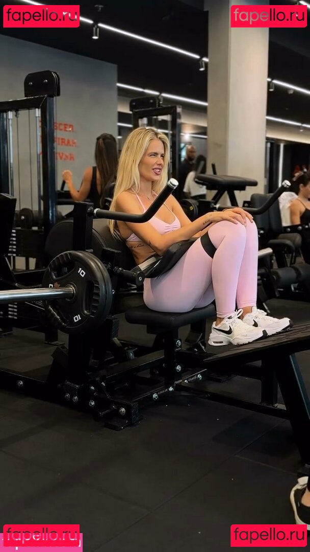 Yasmin Brunet / yasminbrunet Onlyfans Photo Gallery 