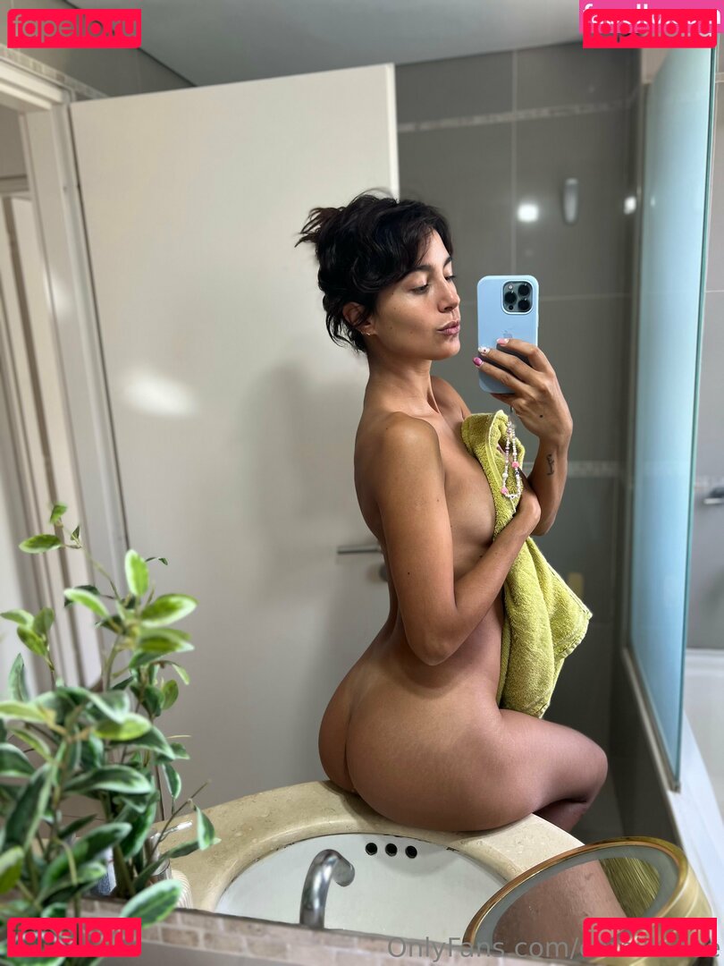 camillachic / camilladoe / camillamuse / camilledoe_ / rebeltokyo Onlyfans Photo Gallery 