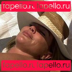 Liz Kaeber / lizkaeber Onlyfans Photo Gallery 