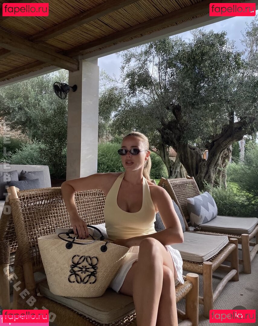 Liz Kaeber / lizkaeber Onlyfans Photo Gallery 