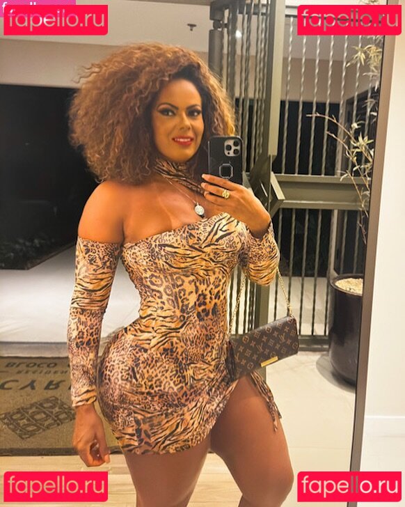 Vanessa Alves / vanessaalves_rainha / vanessaferaalves Onlyfans Photo Gallery 