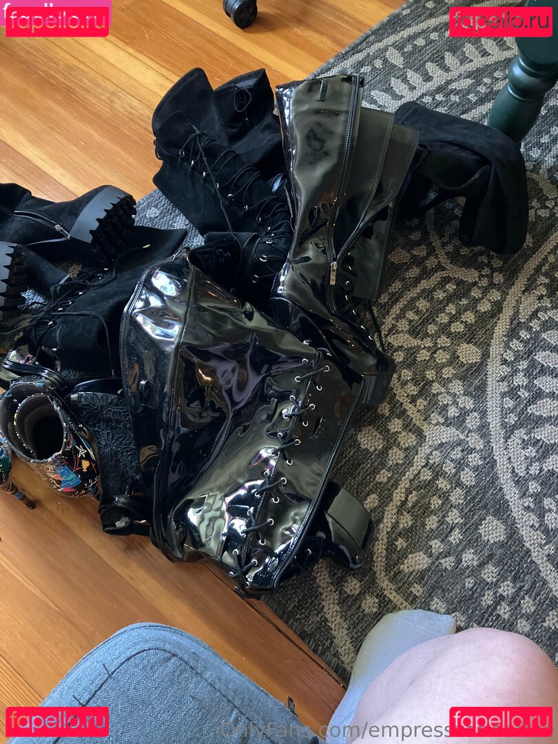 empressnazare / empresszarinafree Onlyfans Photo Gallery 