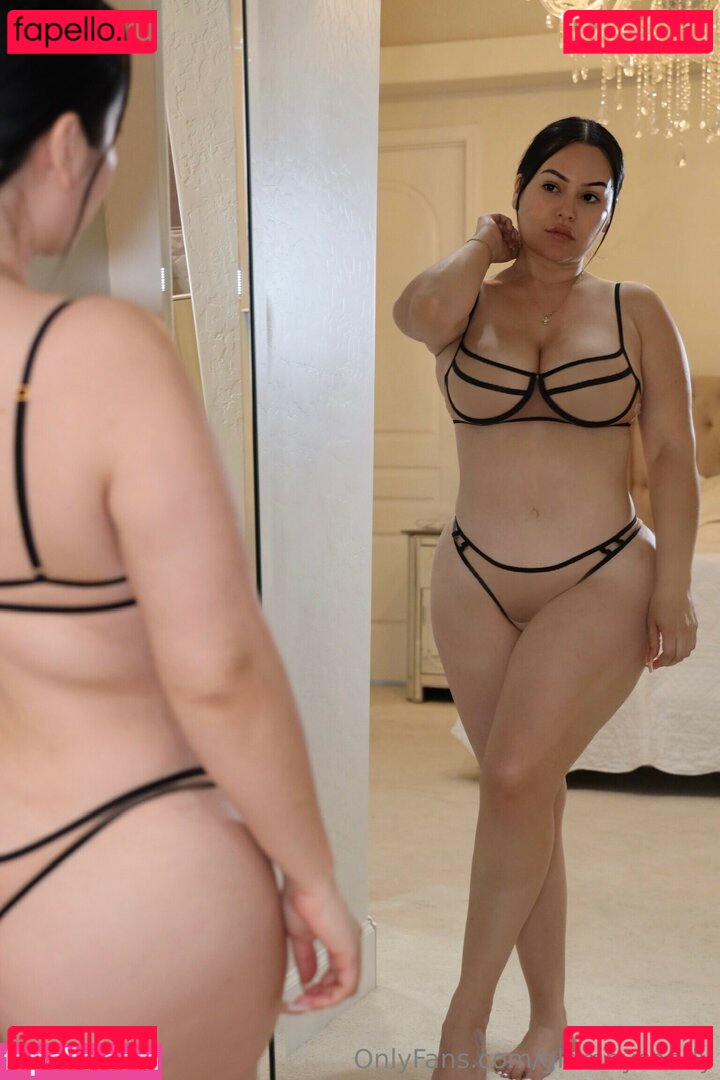 Candy Aguilar / glambycandy / glambycandy_ Onlyfans Photo Gallery 