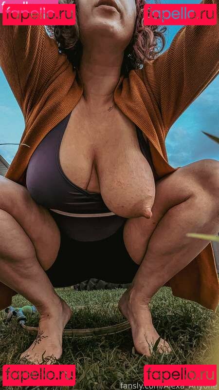 Alexa_ / Follow Alexa_ / Im_alexa_anyone / https: Onlyfans Photo Gallery 