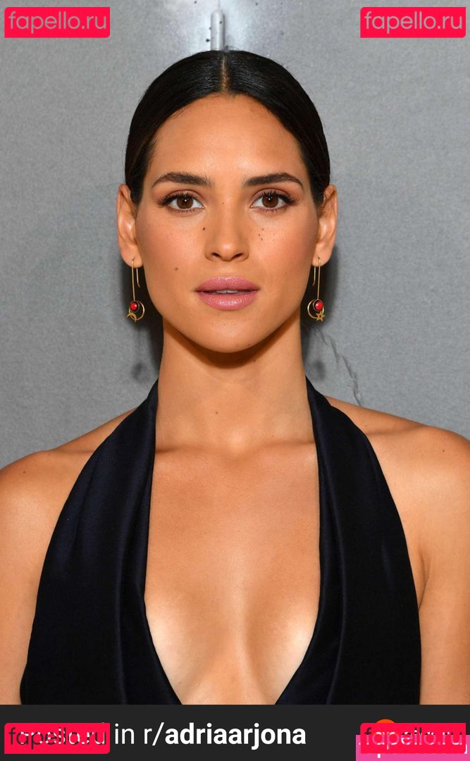 Adria Arjona / adriaarjona Onlyfans Photo Gallery 