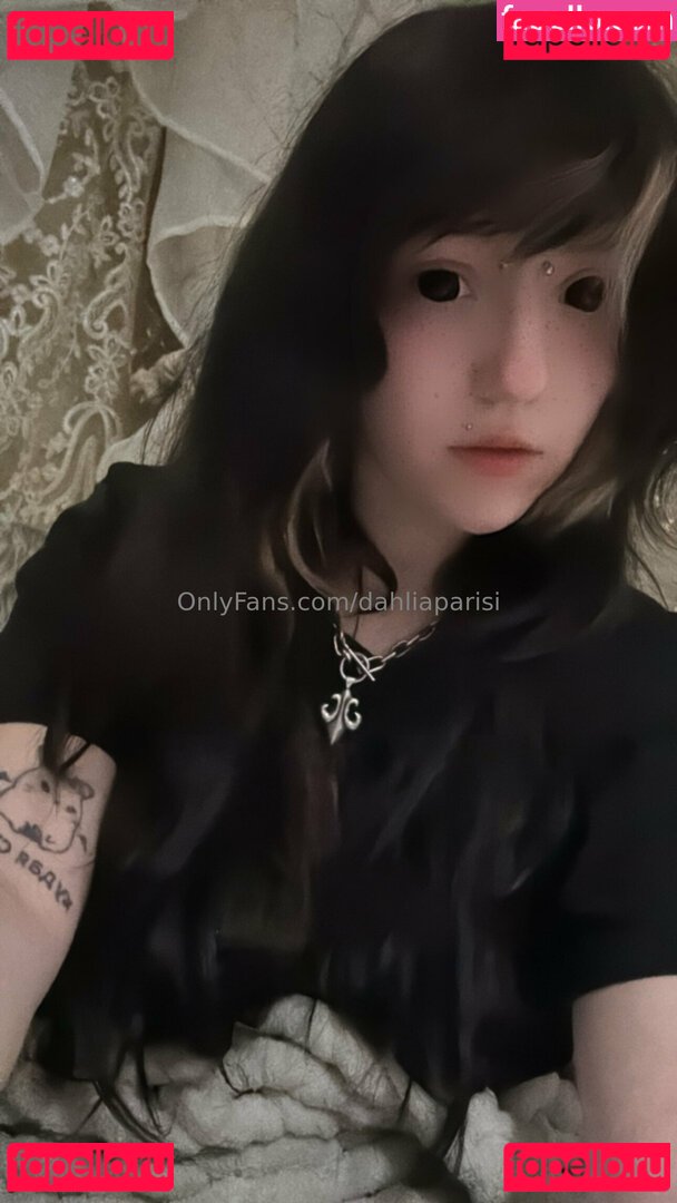 dahlia__vixen / dahliaparisi