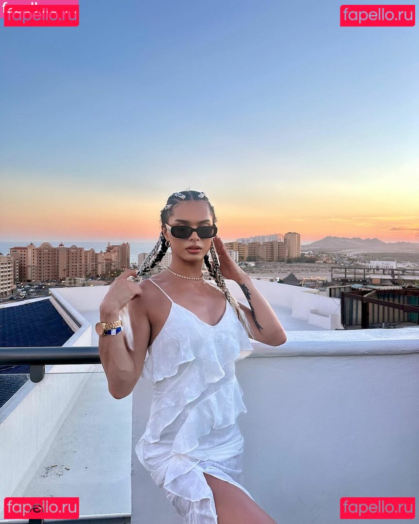 Stella / Stellavalenciagaa / https: / stella_valenciaga Onlyfans Photo Gallery 