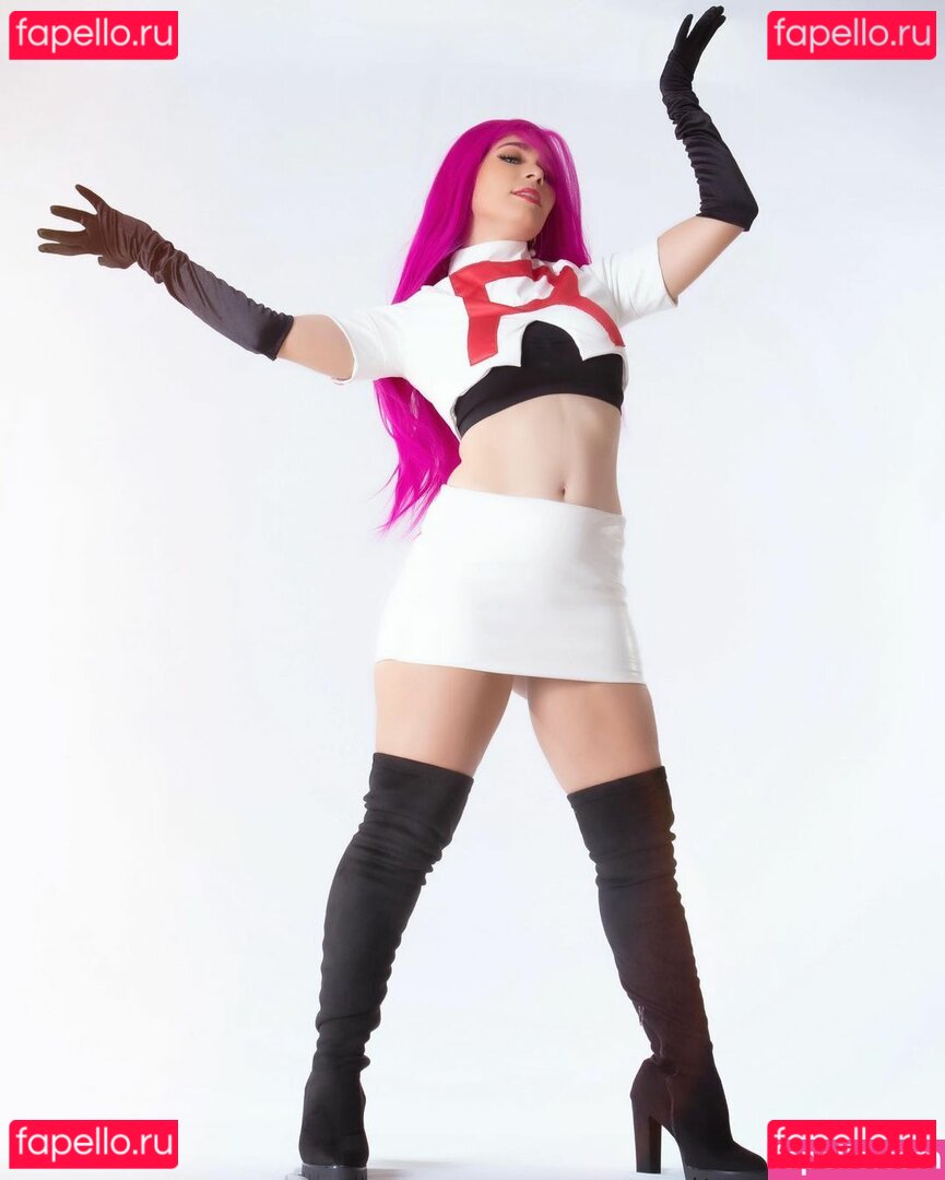 Carolina Angulo / caroangulito Onlyfans Photo Gallery 