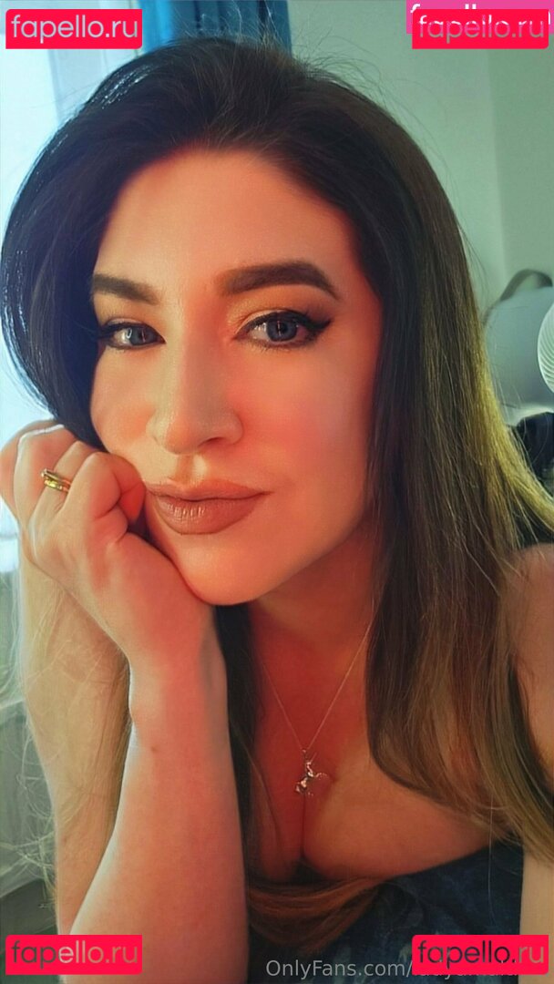 iitsstrawberrygemfree Onlyfans Photo Gallery 