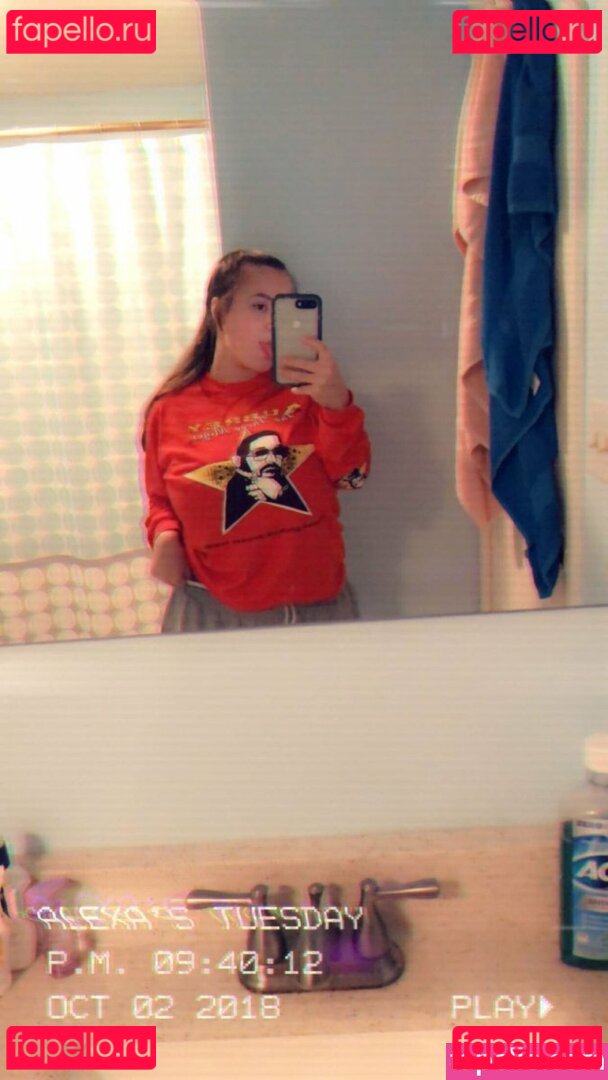 Alexa E / alexa_.e / alexa_breit Onlyfans Photo Gallery 