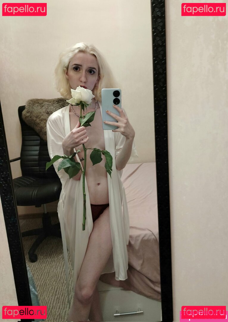 dzgrm / Onlyfans Photo Gallery 