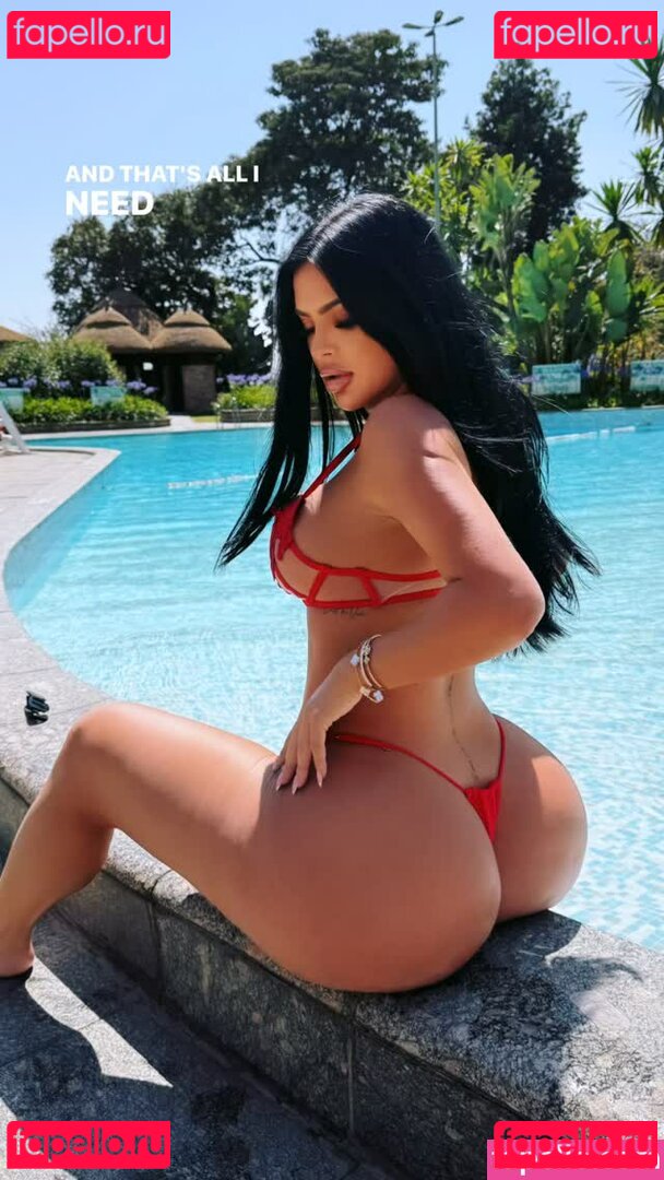 Klaudiaglam / baddieworldx Onlyfans Photo Gallery 