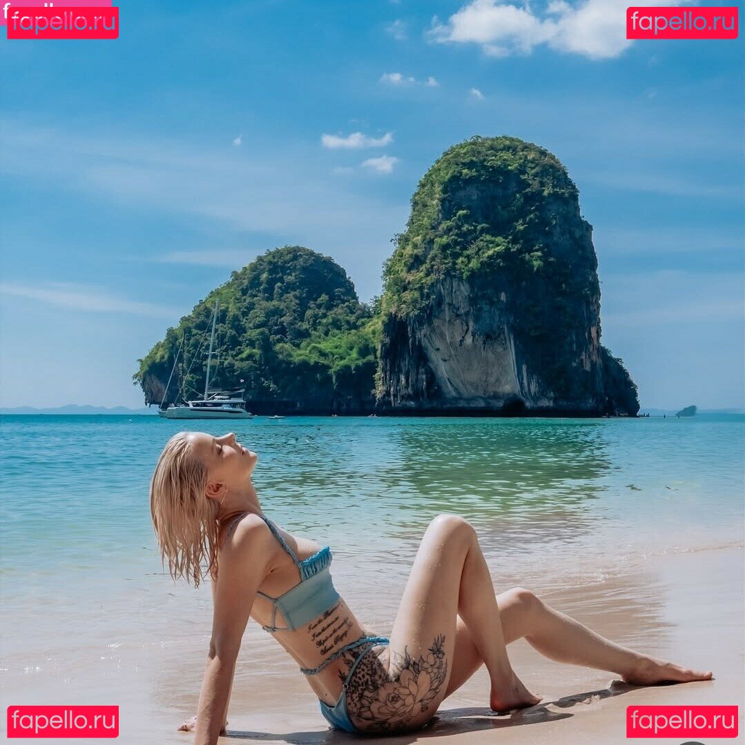 Heidi Mae / heidi_mae_az / heidimaetrix Onlyfans Photo Gallery 