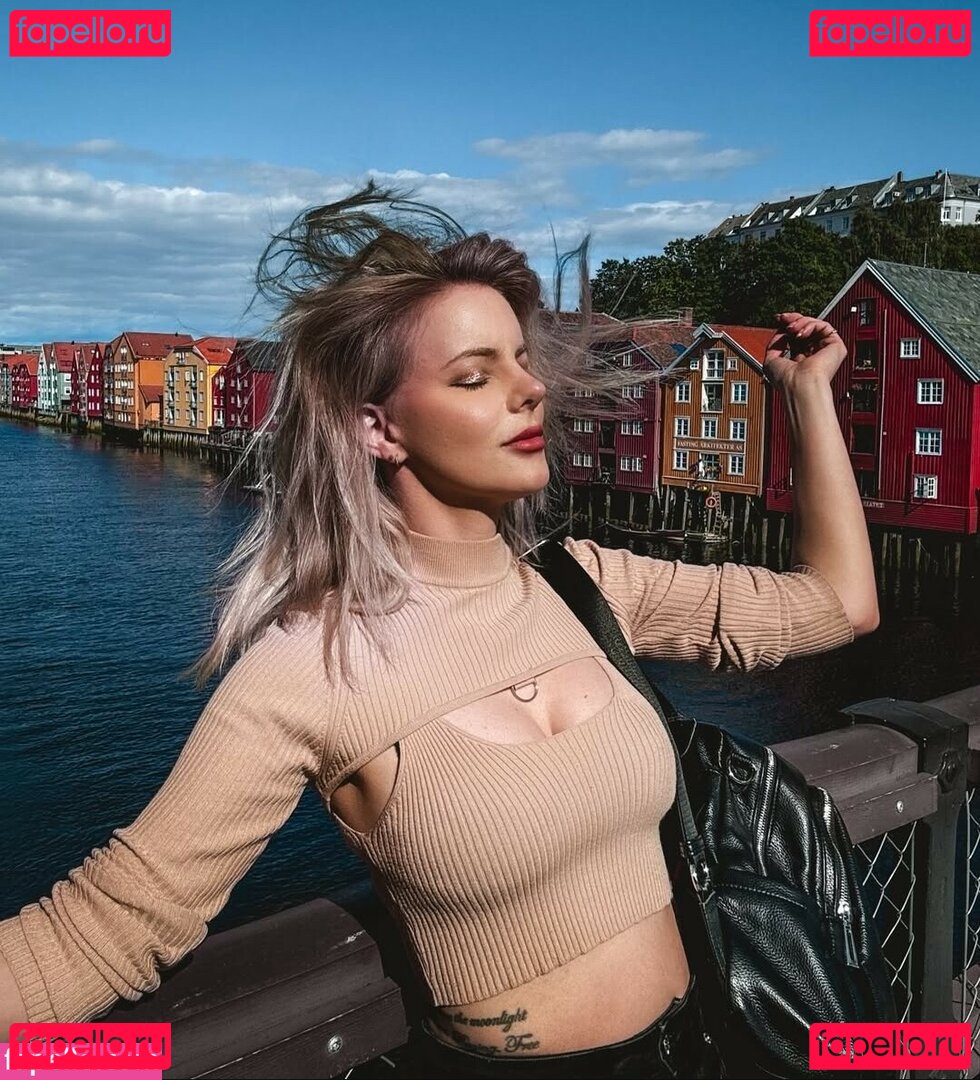 Heidi Mae / heidi_mae_az / heidimaetrix Onlyfans Photo Gallery 