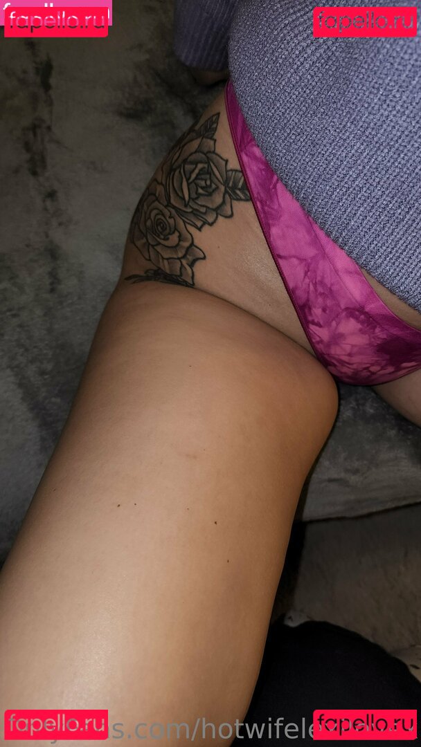 hotwifelexilovex / tattoo_unionz Onlyfans Photo Gallery 