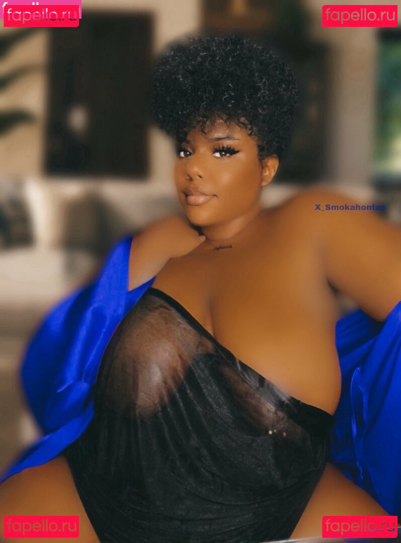 X_smokahontas on X and instagram and she has a private page on X by the name of @callmeebonita / x.smokahontas Onlyfans Photo Gallery 