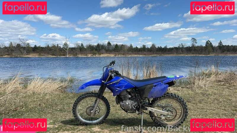 BackwoodsEmm / assets / https: Onlyfans Photo Gallery 