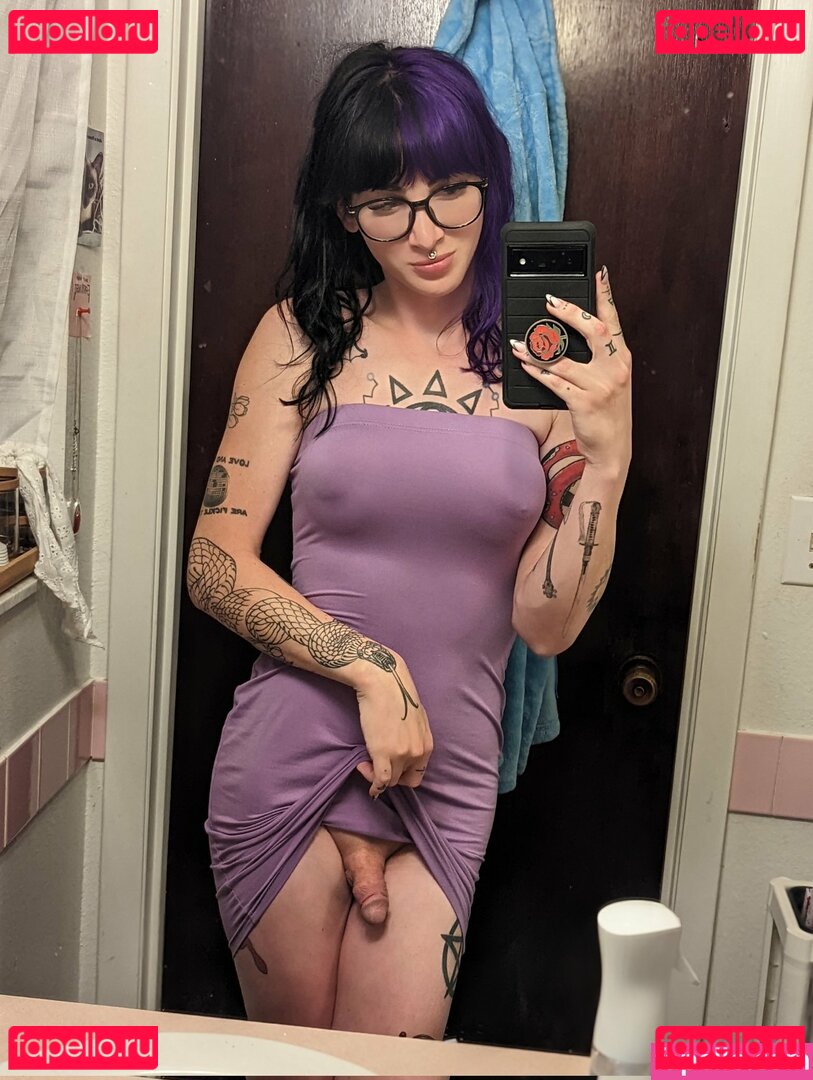 Violet Valentine / slutpilled / thot_piece / violetvalentine_official Onlyfans Photo Gallery 