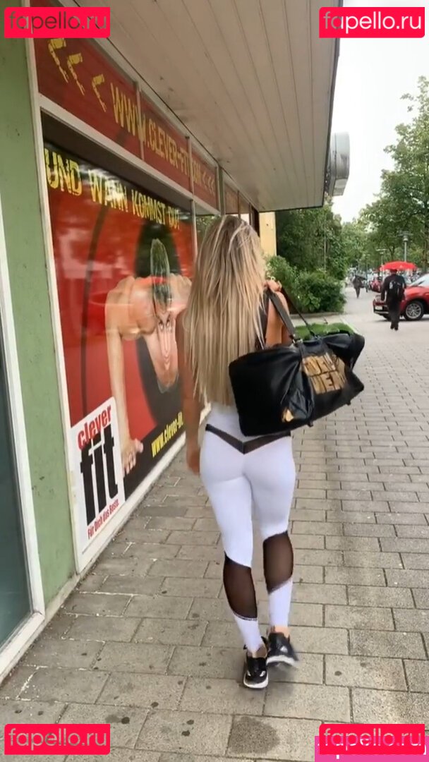 Pia Niedermeier / pianiedermeier Onlyfans Photo Gallery 