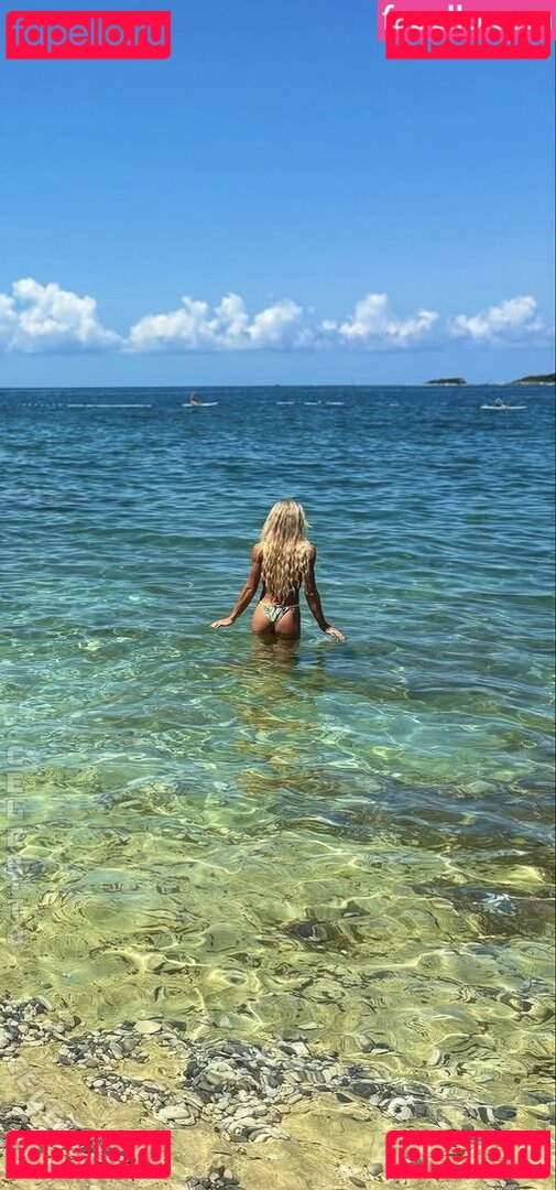 Pia Niedermeier / pianiedermeier Onlyfans Photo Gallery 