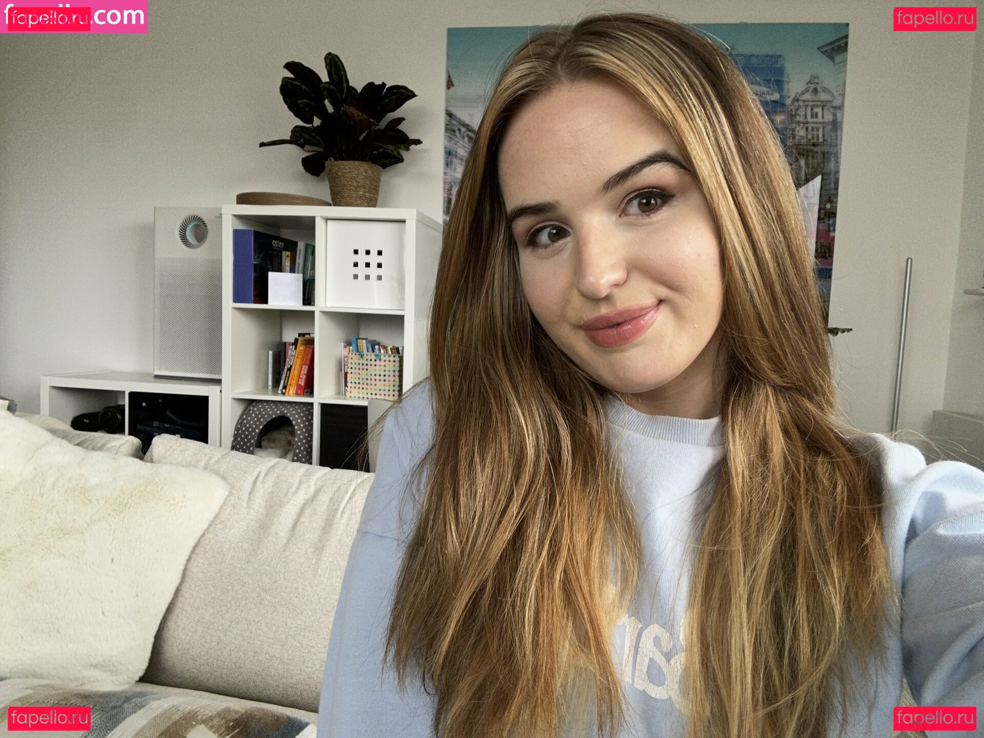 Georgia / GeorgiaTwitch / Mod Light / georgia_c / georgiahassarati Onlyfans Photo Gallery 