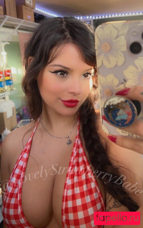 lovelystrawberrybabe Nude Onlyfans Photo 4