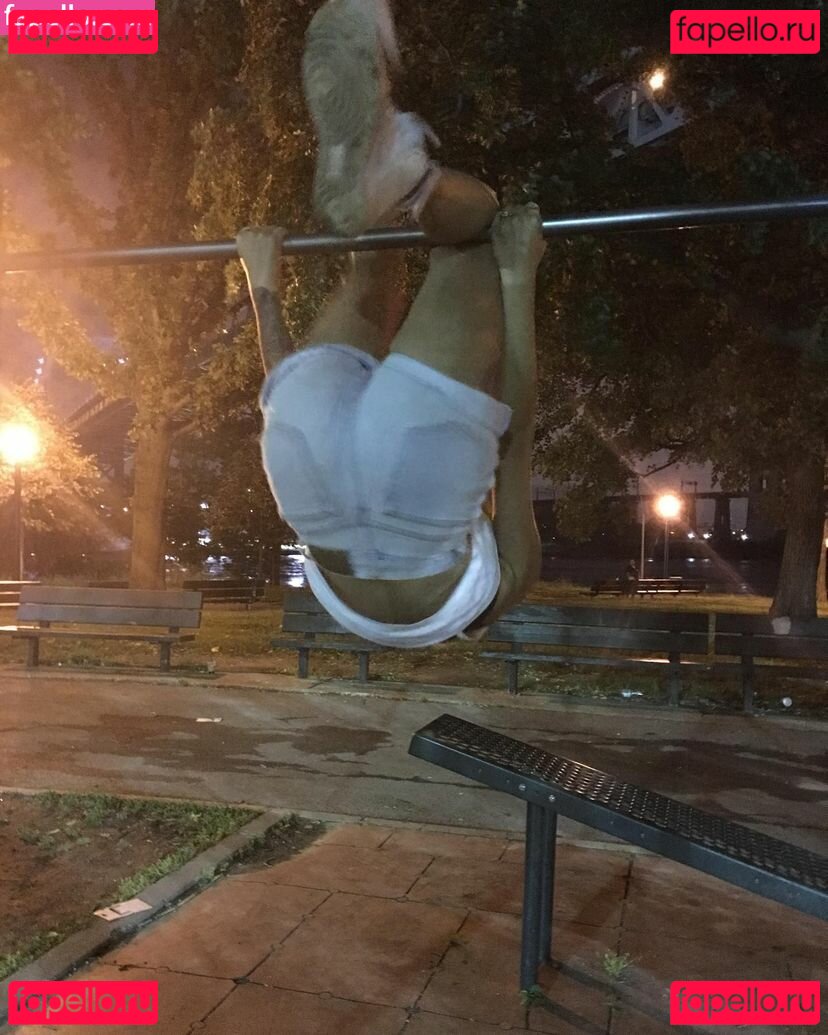 Stephanie Adele / https: / sadelesthesiren Onlyfans Photo Gallery 