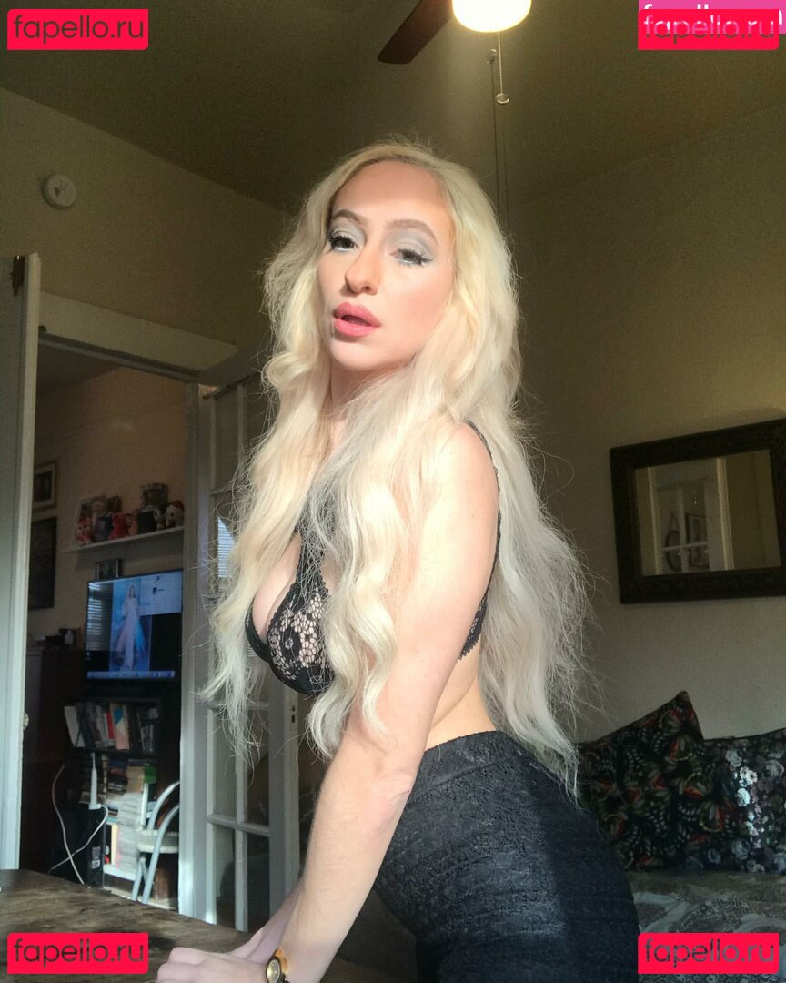 Stephanie Adele / https: / sadelesthesiren Onlyfans Photo Gallery 