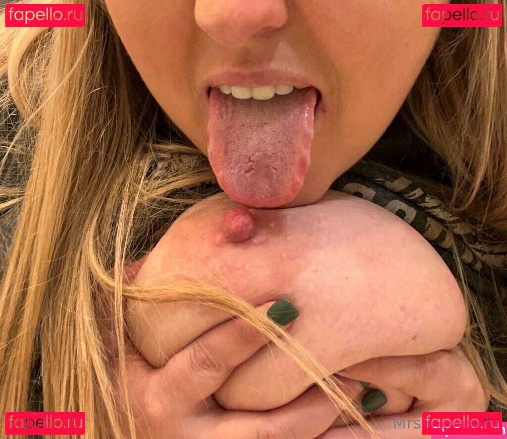 https: / missamerrrickaa / mrs_bra_buster Onlyfans Photo Gallery 