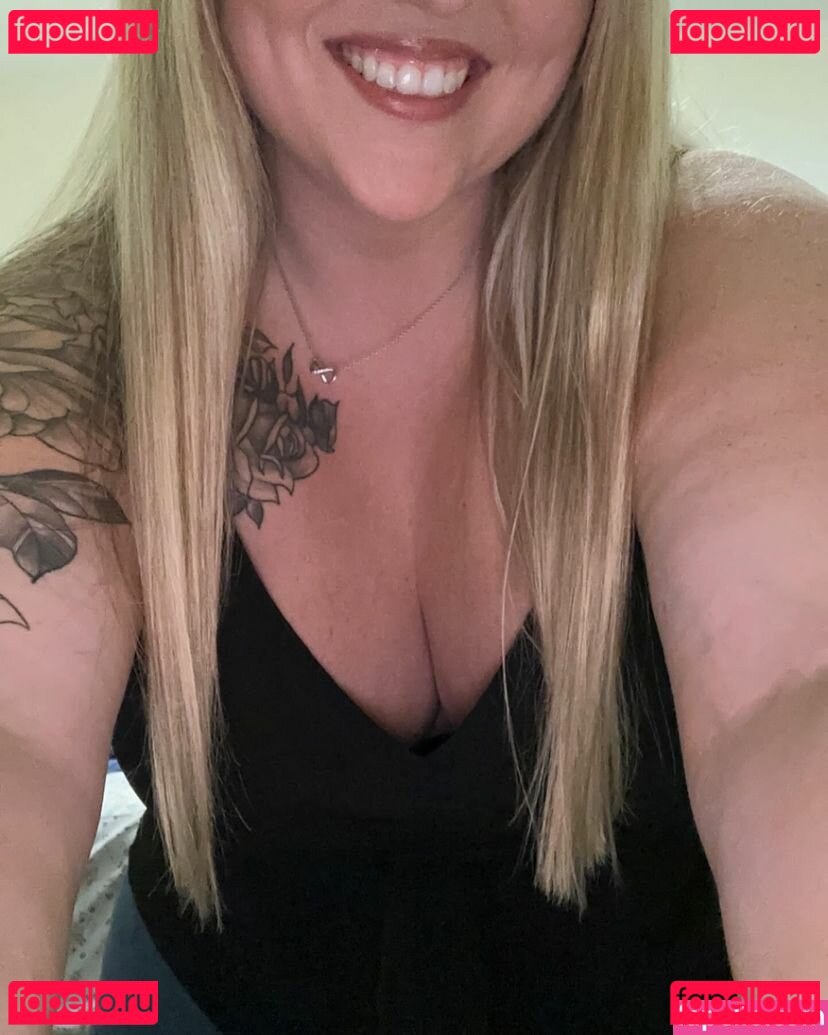 https: / missamerrrickaa / mrs_bra_buster Onlyfans Photo Gallery 