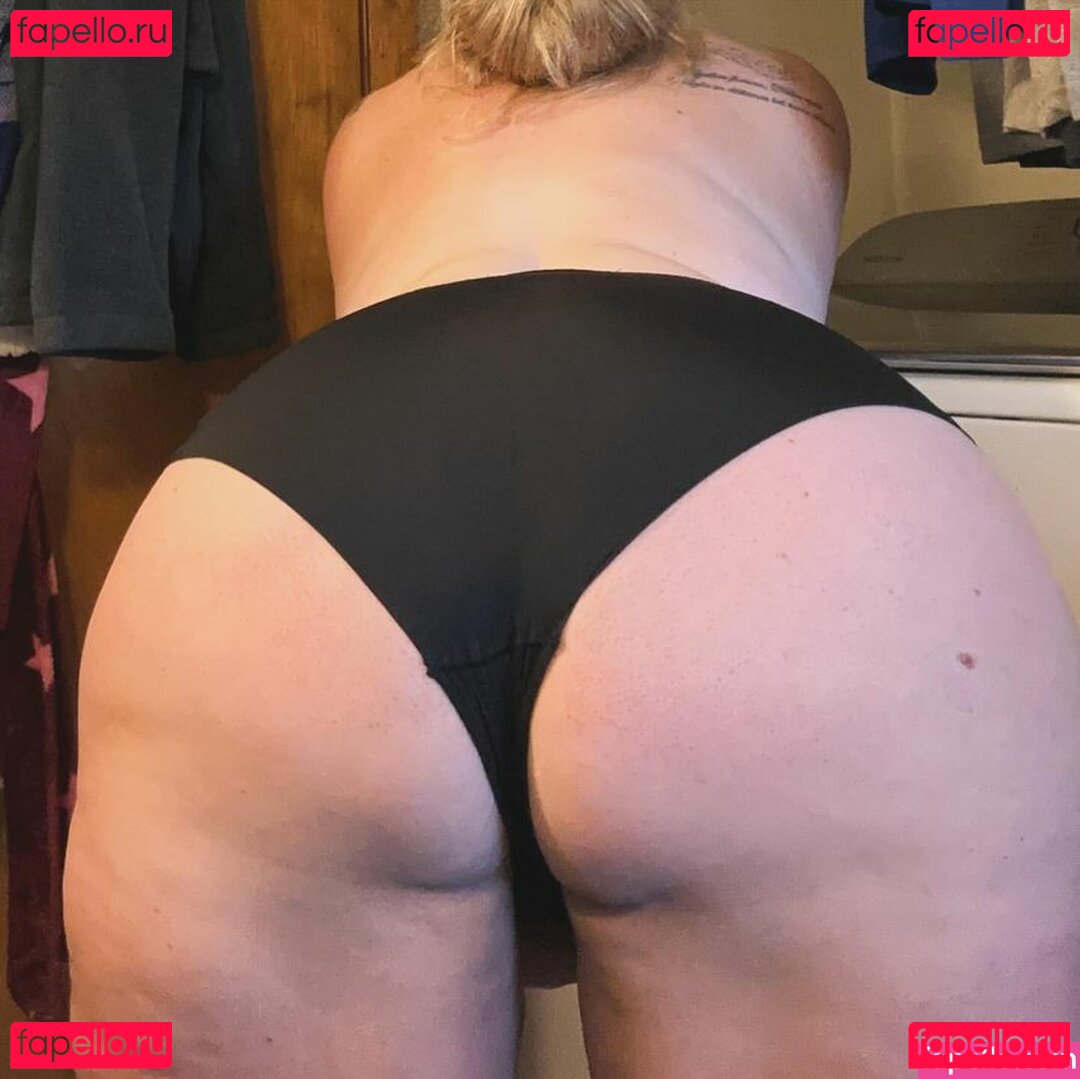 https: / missamerrrickaa / mrs_bra_buster Onlyfans Photo Gallery 